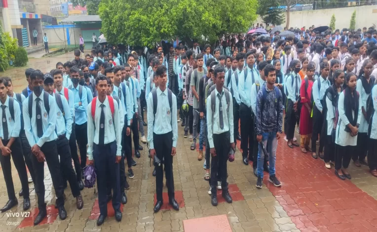 सफलता के लिए धैर्य का होना जरूरी : प्राचार्य