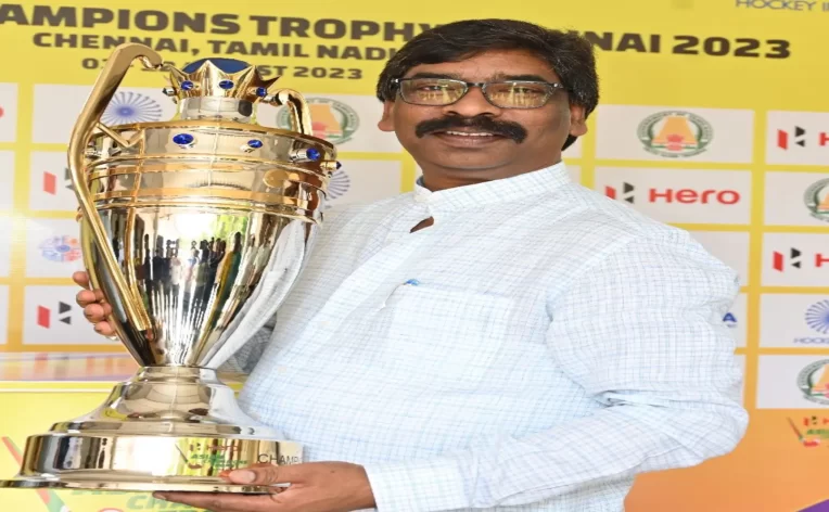 मुख्यमंत्री ने हीरो एशियन हॉकी चैंपियनशिप-2023 की ट्रॉफी का किया अनावरण